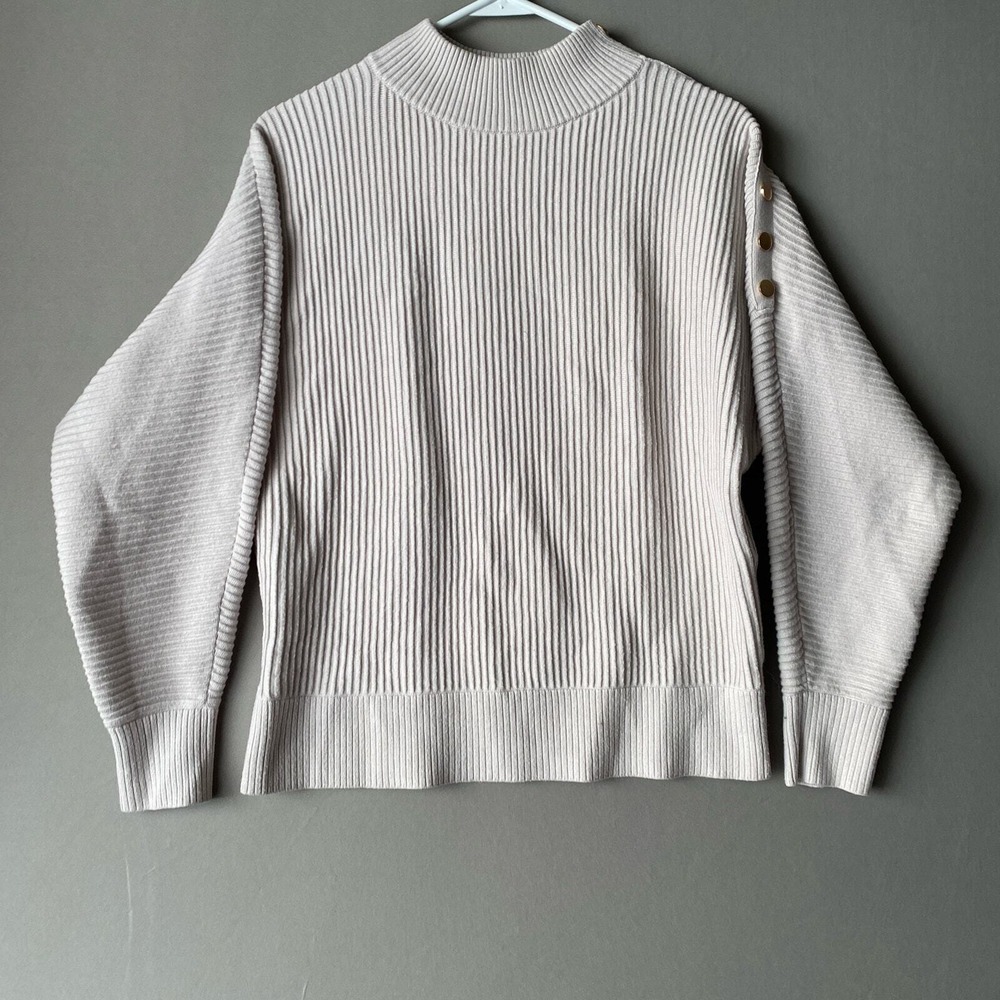 TAHARI Mock Neck Ribbed Sweater Gold Button Detail Top S Minimalist Preppy NWOT